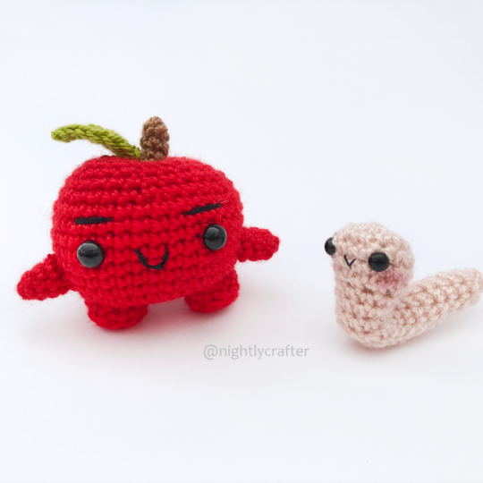 Juanito the Little Apple & Gus the Worm - Amigurumi Crochet Pattern PDF